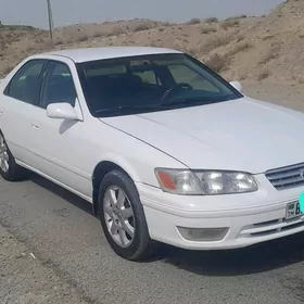Toyota Camry 2000