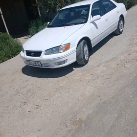 Toyota Camry 2000