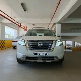 Nissan Pathfinder 2022