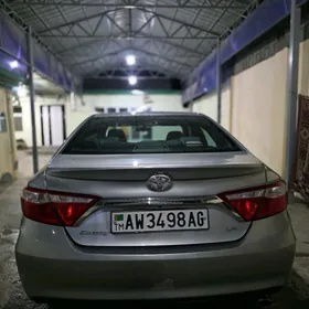 Toyota Camry 2016