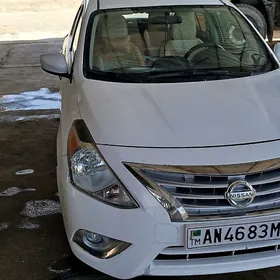 Nissan Versa 2019