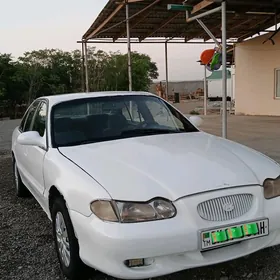 Hyundai Sonata 1997