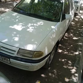 Opel Astra 1992