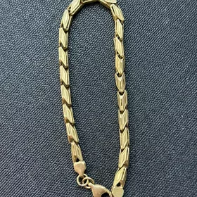 gyzyl bolt braslet