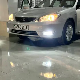 Toyota Camry 2004