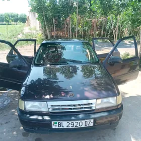 Opel Vectra 1992