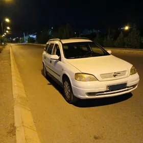 Opel Astra 2000