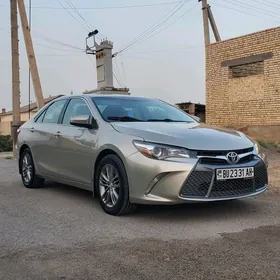 Toyota Camry 2015