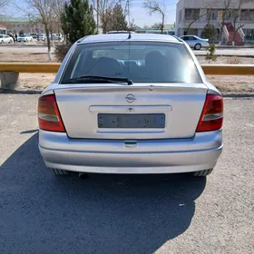 Opel Astra 2002