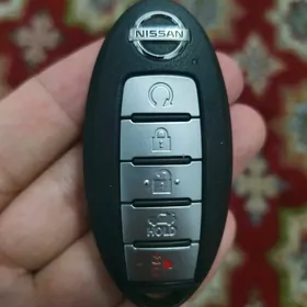 Nissan Sentra  Pult Acar