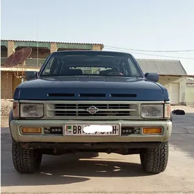 Nissan Pathfinder 1994