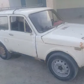 Lada Niva 1995