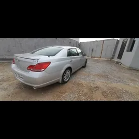 Toyota Avalon 2005