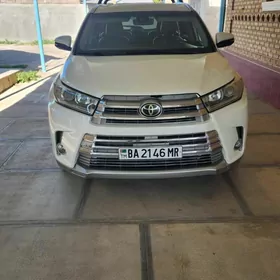Toyota Highlander 2018