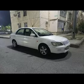 Mitsubishi Lanser 2002