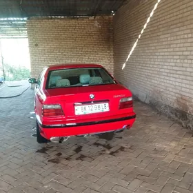 BMW 320 1992