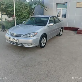 Toyota Camry 2004