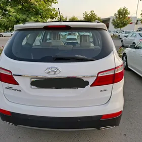 Hyundai Santa Fe 2014