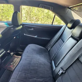 Toyota Camry 2017