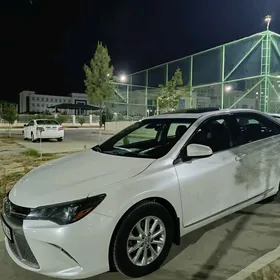 Toyota Camry 2016