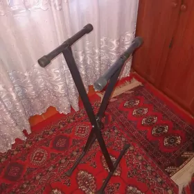 blok we kamyutor stoyka