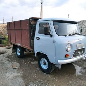 UAZ 2206 1989