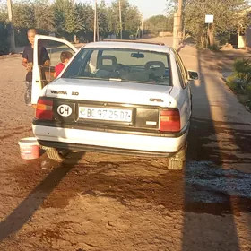 Opel Vectra 1990
