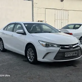 Toyota Camry 2017
