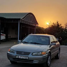 Toyota Camry 1998