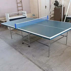 Теннисный стол