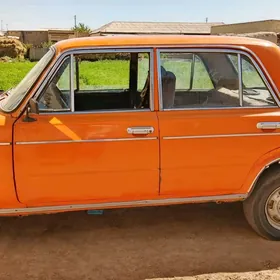 Lada 2103 1980