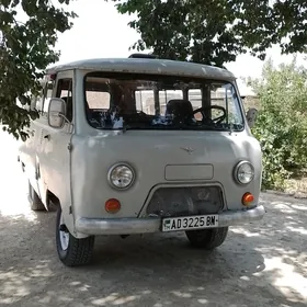 UAZ 2206 1999