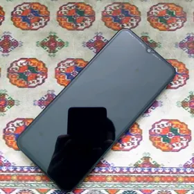 Realme C21y gyssagly