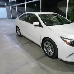Toyota Camry 2015