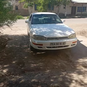 Toyota Camry 1992