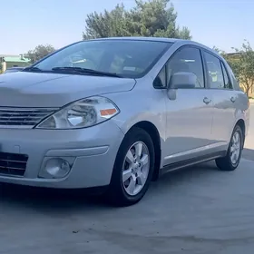 Nissan Versa 2010