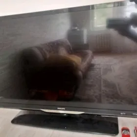 Телевизор Philips 32