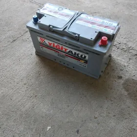 Akumlvator  Vigit  100