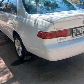 Toyota Camry 2000