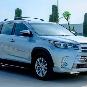 Toyota Highlander 2019