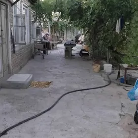 дом
