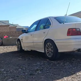 BMW 328 1992