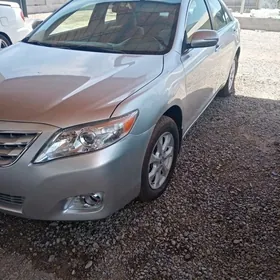 Toyota Camry 2011