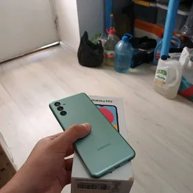 Samsung M13 (4/64gb) Täze