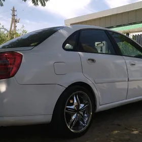 Daewoo Lacetti 2004