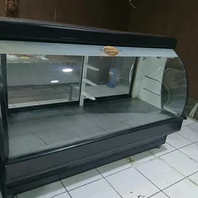 Морозилка витрина