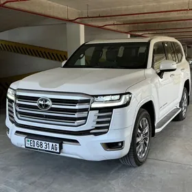 Toyota Land Cruiser 2023