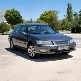 Toyota Camry 1999