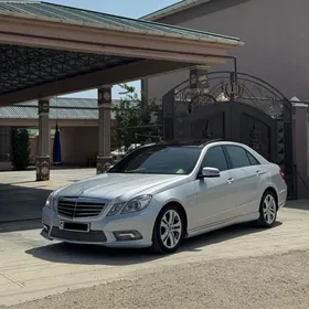 Mercedes-Benz E350 2010