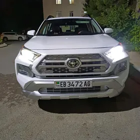Toyota RAV4 2019
